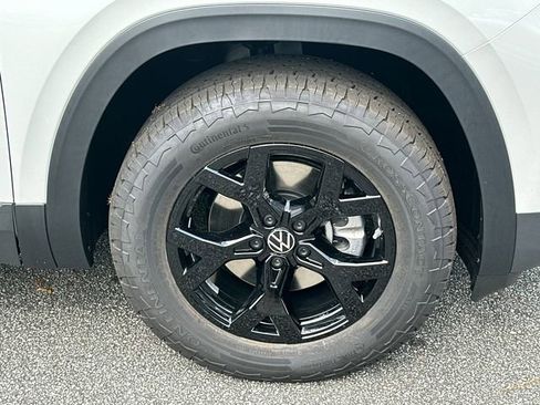 New 2026 Volkswagen Atlas Peak Edition AWD/4WD image 12