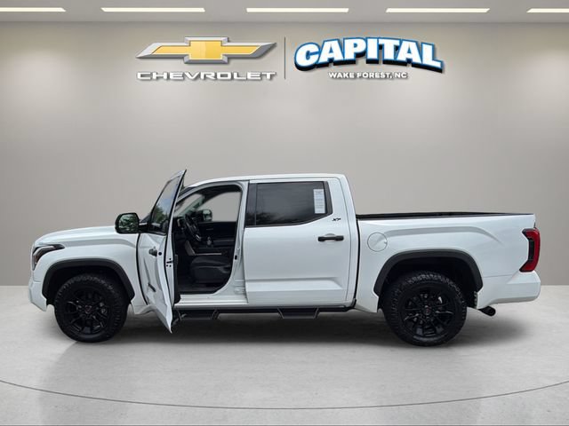 Used 2022 Toyota Tundra SR5 w/ Convenience Package RWD image 13