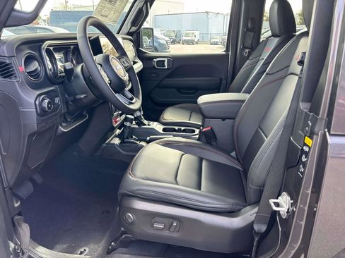 New 2026 Jeep Wrangler Rubicon image 4