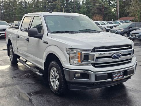 Used 2019 Ford F150 XLT w/ Trailer Tow Package image 7