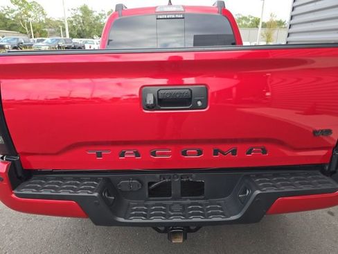 Used 2023 Toyota Tacoma TRD Sport image 8