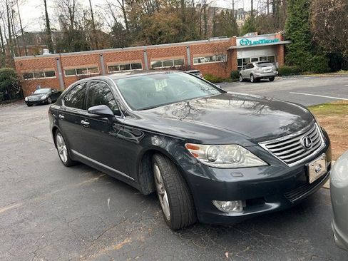Used 2011 Lexus LS 460 image 2