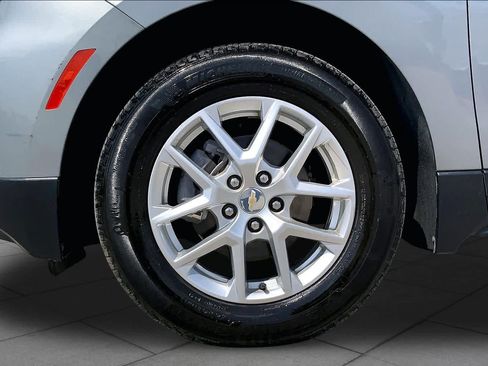 Used 2023 Chevrolet Equinox LS FWD image 11