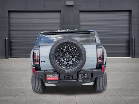 Used 2025 GMC Hummer EV 2X w/ LPO, Dark Essentials Package AWD/4WD image 6