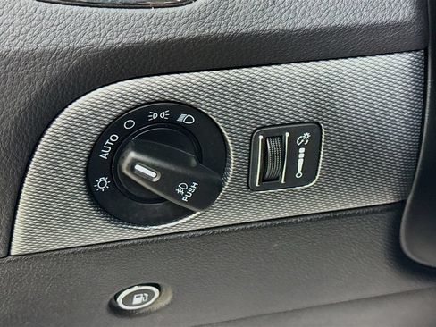 Used 2020 Dodge Durango R/T AWD/4WD image 11