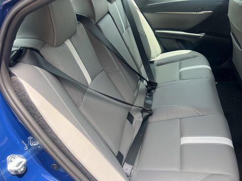 Used 2026 Toyota Camry SE FWD image 14