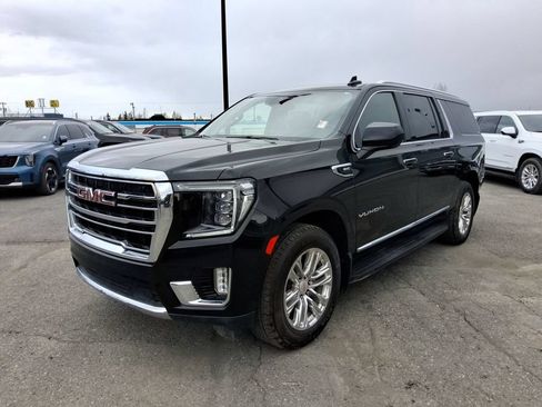 Used 2023 GMC Yukon XL SLT AWD/4WD image 4