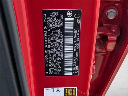 Used 2024 Toyota Prius XLE image 26