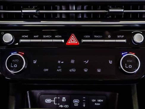 Certified 2025 Hyundai Tucson SEL FWD image 21