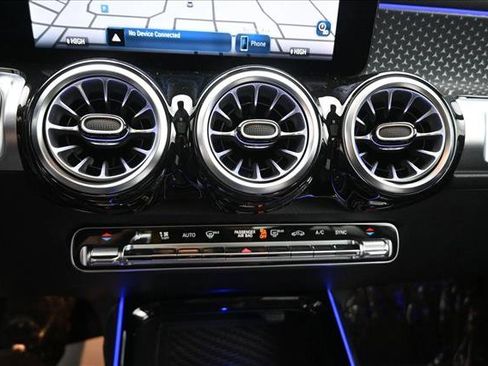 Certified 2026 Mercedes-Benz GLB 250 4MATIC image 17