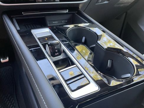 New 2026 Volkswagen Atlas Cross Sport SEL Premium R-Line image 16