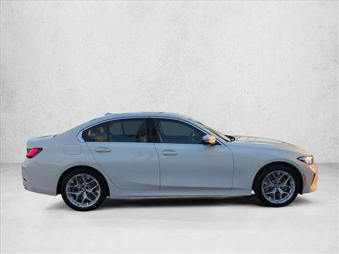 Used 2025 BMW 330i Sedan RWD image 4