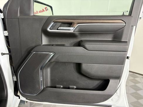 Used 2023 Chevrolet Silverado 1500 LT Trail Boss w/ Protection Package image 35