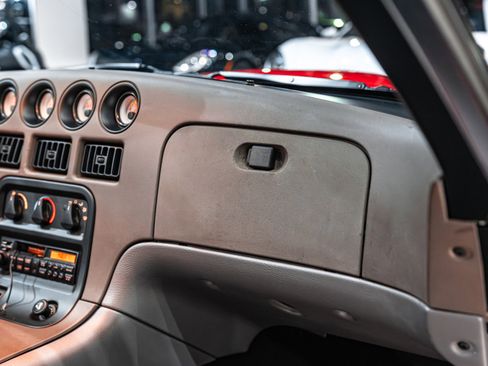 Used 1993 Dodge Viper RT/10 image 25