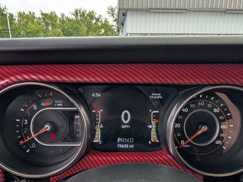 Used 2021 Jeep Wrangler Unlimited Sahara AWD/4WD image 16