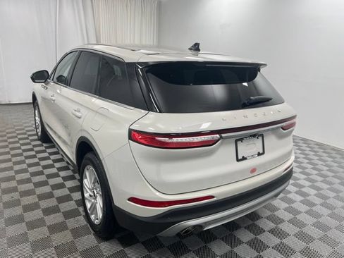 Certified 2024 Lincoln Corsair AWD image 6