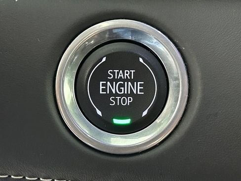 Used 2024 Cadillac Escalade Sport Platinum AWD/4WD image 30