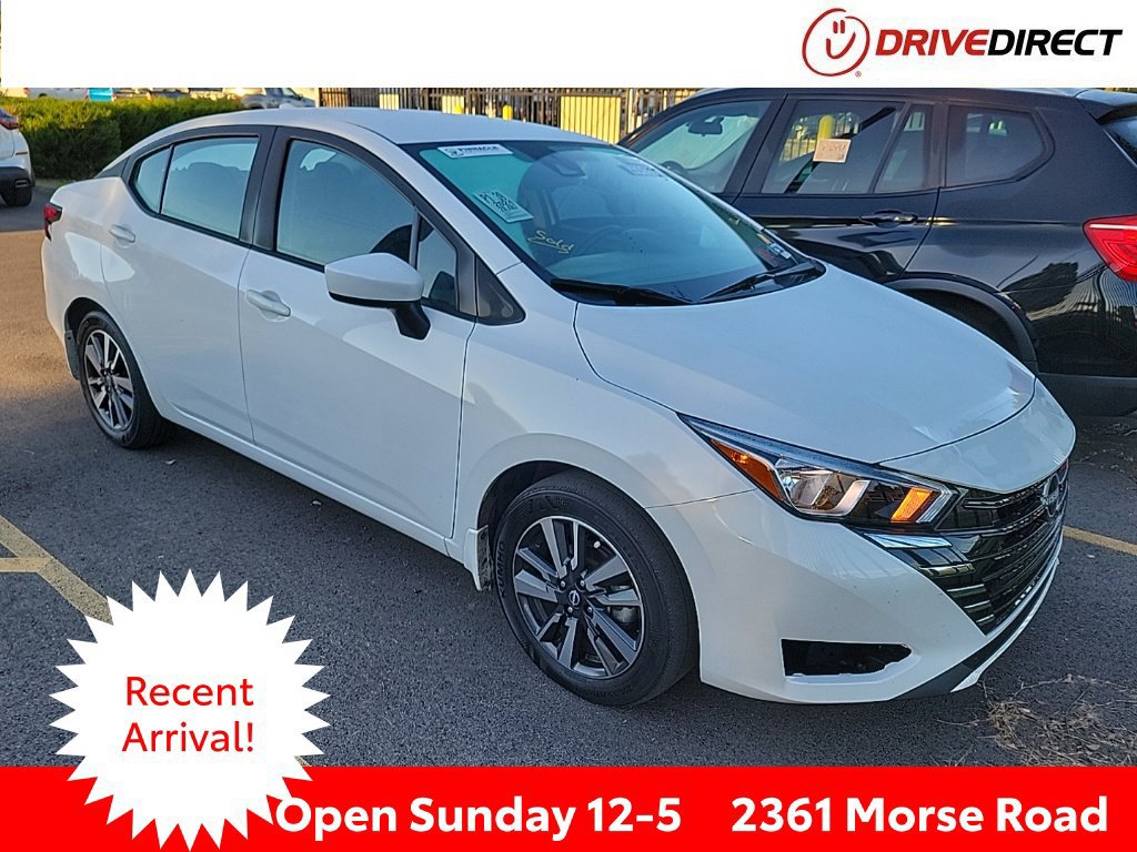 Used 2024 Nissan Versa SV w/ Trunk Package FWD image 1