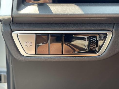 Certified 2026 Cadillac Vistiq Sport w/ LPO, Floor Liner Package AWD/4WD image 36