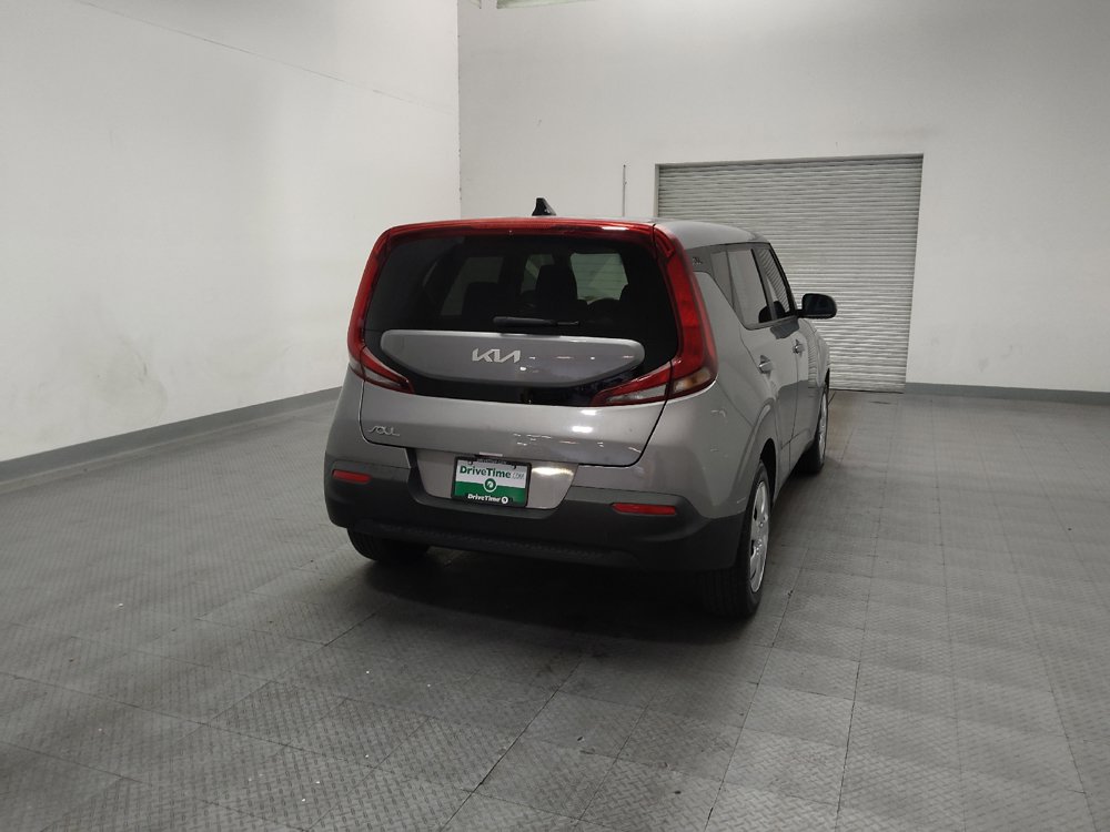 Used 2022 Kia Soul LX FWD image 7
