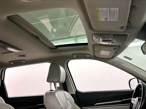 Used 2020 Kia Telluride S image 28