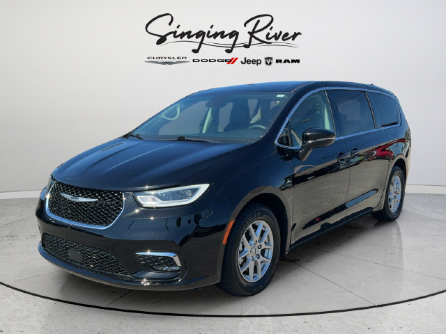Used 2024 Chrysler Pacifica Touring-L FWD image 3