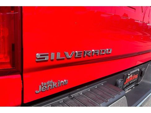 Used 2023 Chevrolet Silverado 2500 LTZ AWD/4WD image 33