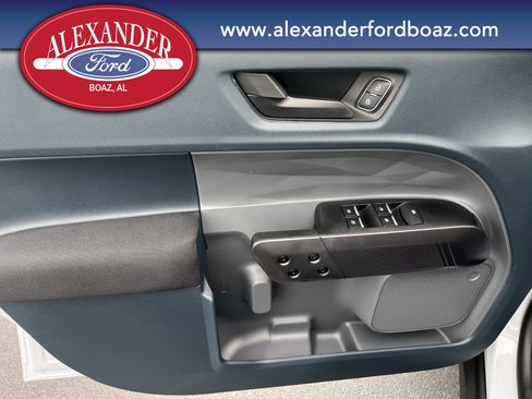 New 2025 Ford Maverick XL image 11