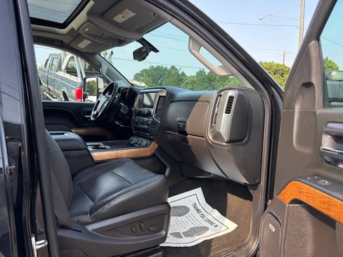 Used 2018 Chevrolet Silverado 3500 LTZ w/ Duramax Plus Package AWD/4WD image 34