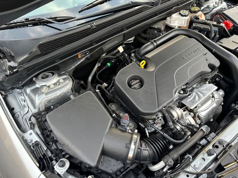 Used 2024 Chevrolet Malibu LT image 27