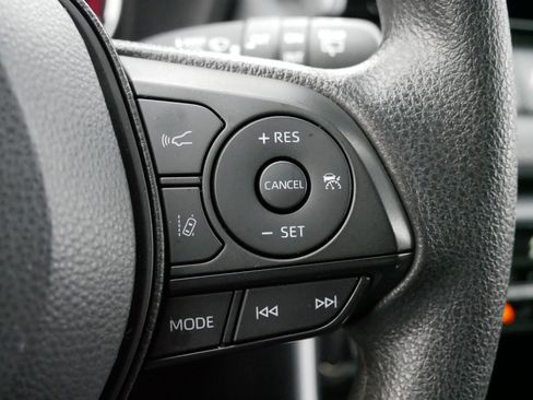 Certified 2025 Toyota RAV4 XLE image 25