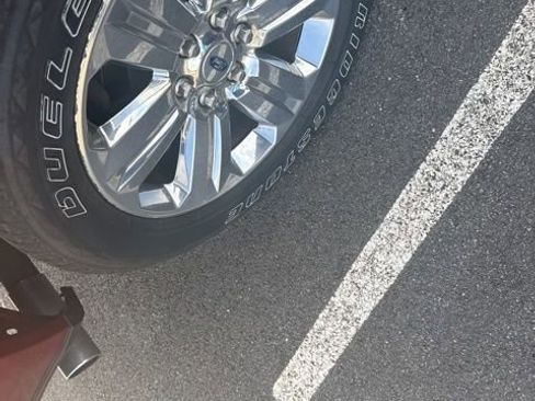 Used 2019 Ford F150 XLT w/ Equipment Group 302A Luxury AWD/4WD image 9