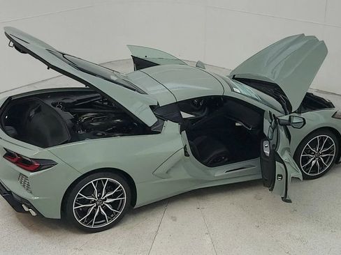 Used 2024 Chevrolet Corvette Stingray Preferred Cpe w/ 2LT image 24