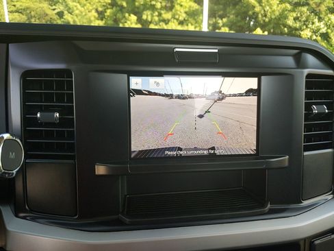 New 2025 Ford F250 XL w/ XL Chrome Package image 23