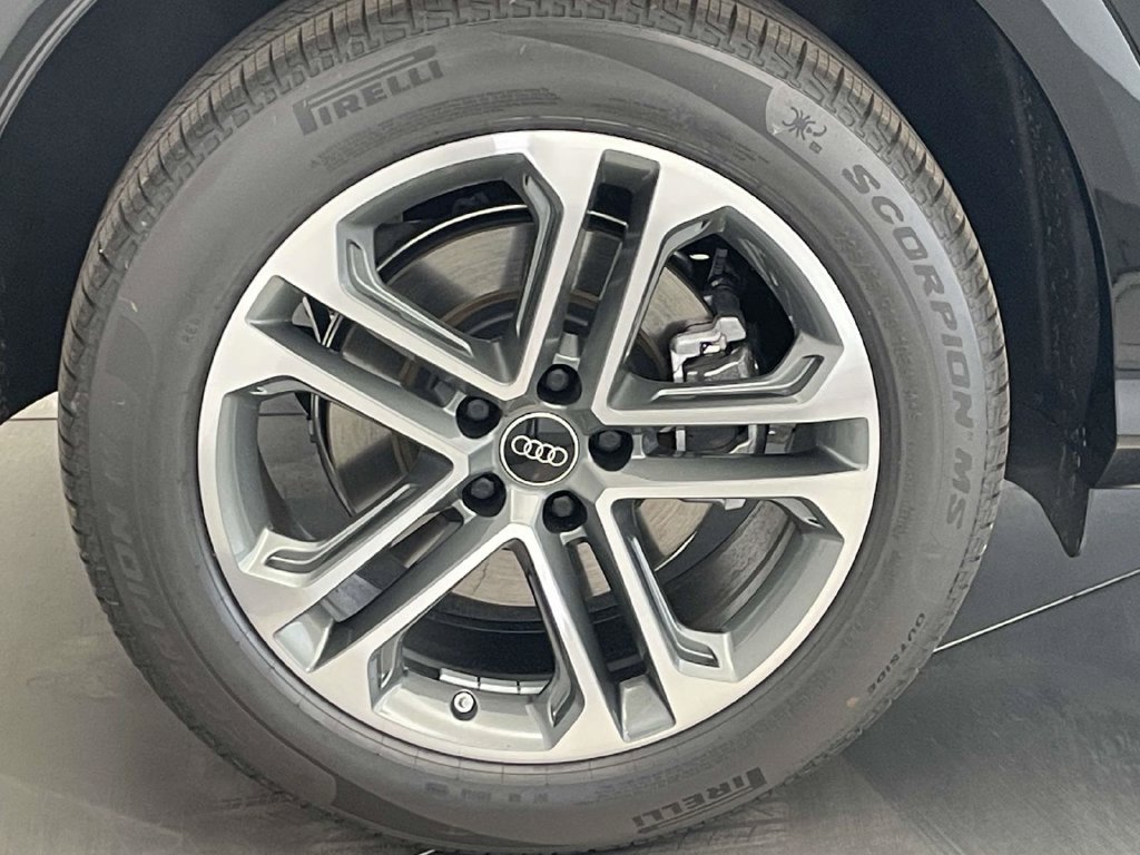 New 2026 Audi Q5 2.0T AWD/4WD image 13