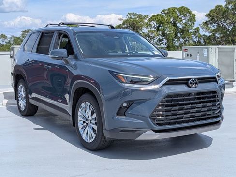 New 2026 Toyota Grand Highlander AWD image 7