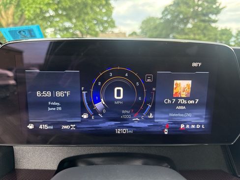 Used 2025 Chevrolet Traverse Z71 w/ Driver Confidence Package AWD/4WD image 16