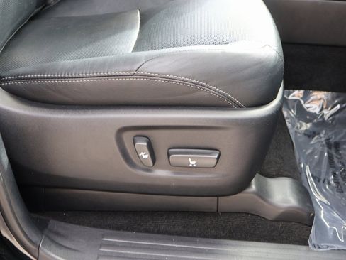 Used 2019 Toyota 4Runner Limited image 10