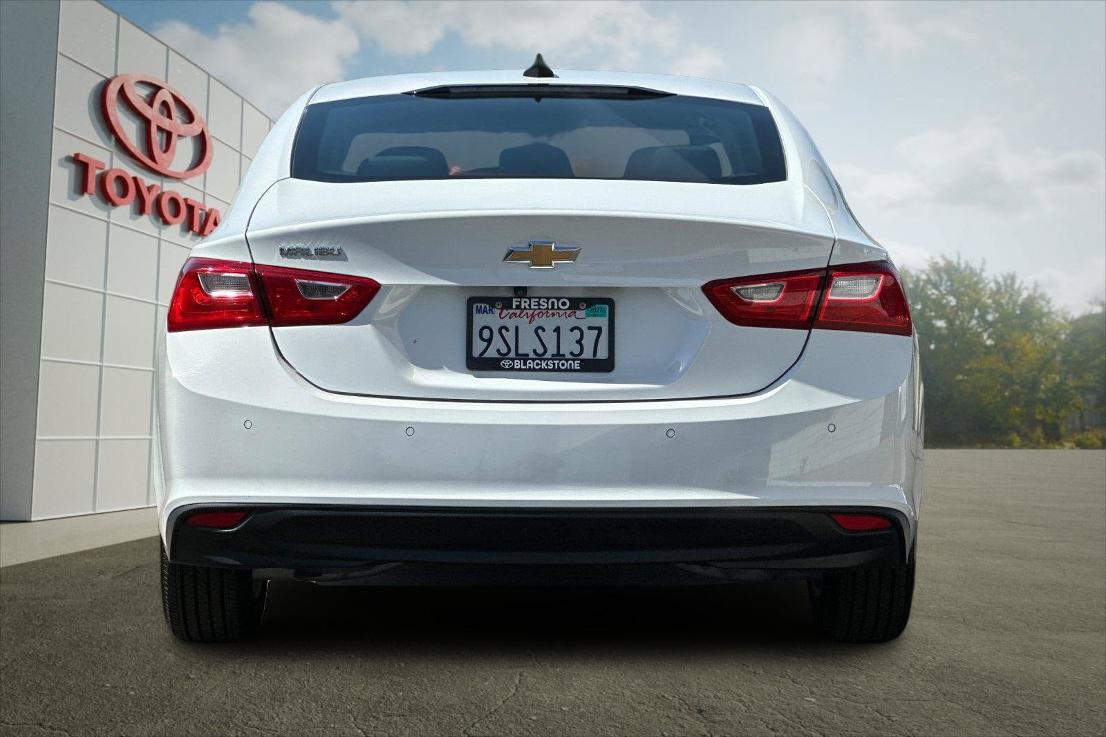 Used 2024 Chevrolet Malibu LS w/ Driver Confidence Package FWD image 4