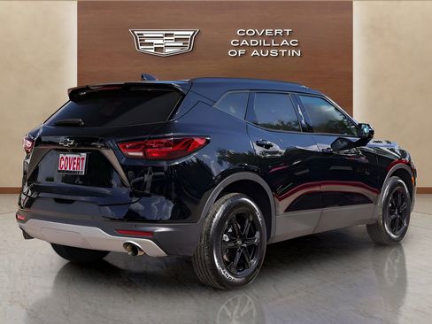 Used 2024 Chevrolet Blazer LT w/ Convenience Package FWD image 4