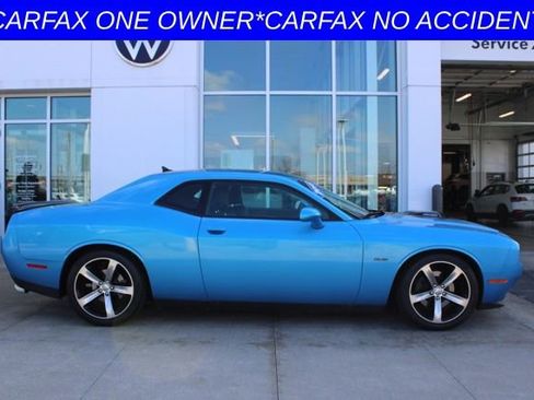 Used 2015 Dodge Challenger R/T Plus image 5