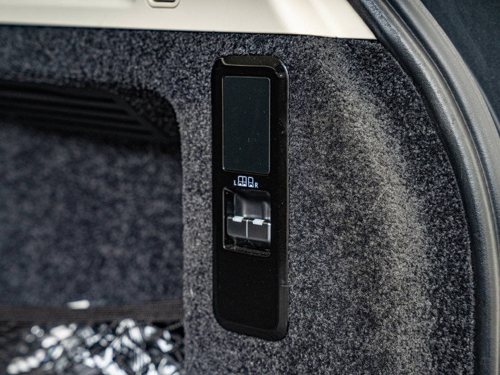 Used 2025 Land Rover Range Rover Autobiography AWD/4WD image 42