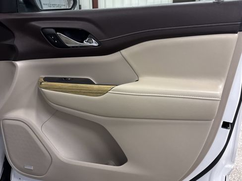 Used 2019 GMC Acadia Denali w/ Technology Package image 23