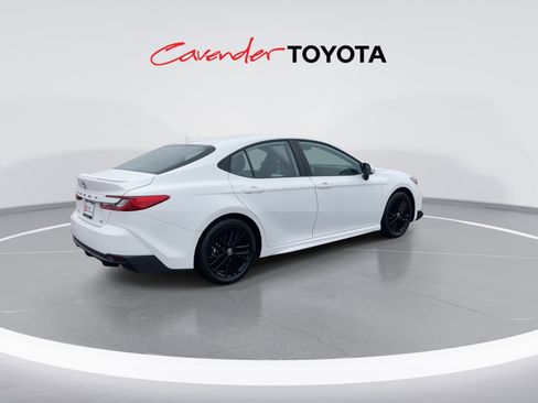 Certified 2026 Toyota Camry SE w/ Convenience Package image 8