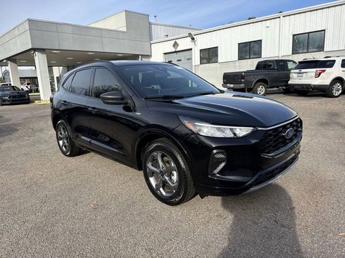 Used 2023 Ford Escape ST-Line w/ Tech Pack #1 image 2