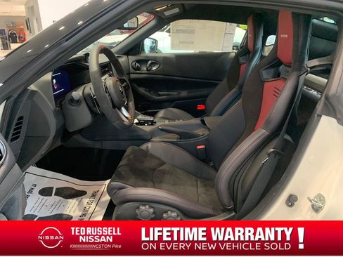 New 2026 Nissan Z NISMO w/ Floor Mat Package image 9
