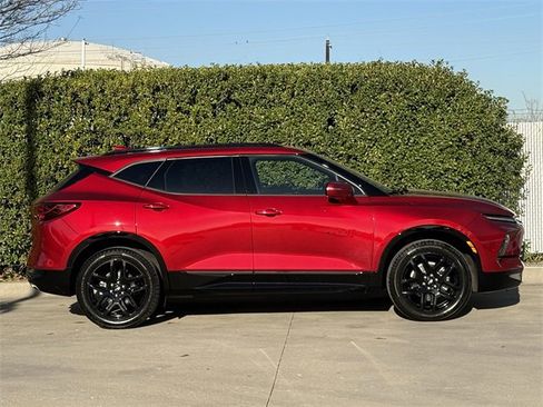 New 2025 Chevrolet Blazer RS w/ Driver Confidence II Package image 3