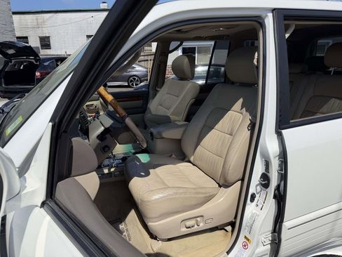 Used 2004 Lexus LX 470 4WD image 24
