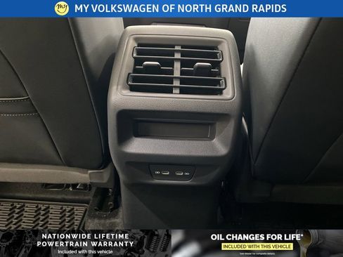 New 2026 Volkswagen Tiguan SE R-Line image 18