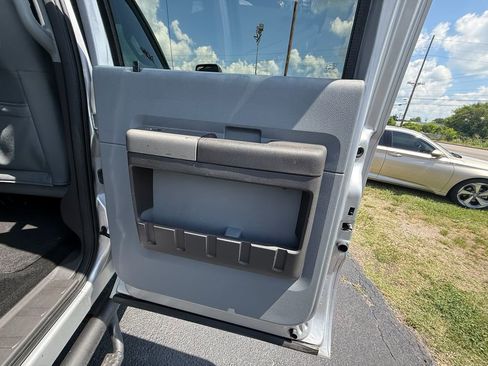 Used 2012 Ford F350 XLT w/ XLT Interior Pkg AWD/4WD image 20